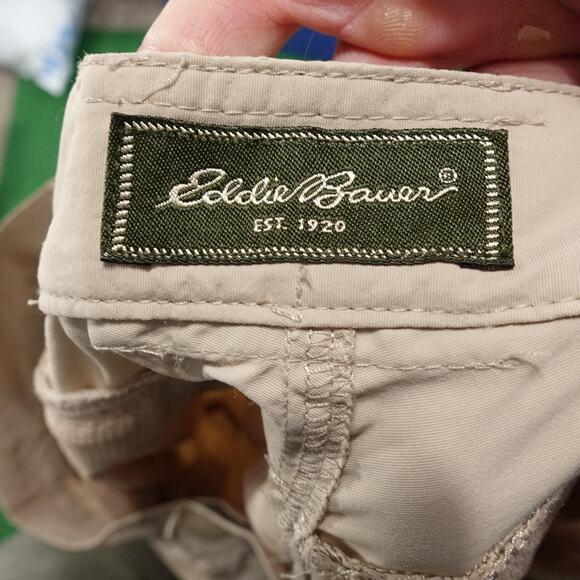 Eddie Bauer Pants Womens 8 Khaki Convertible Hiking Nylon Cargo Zip Off Travel - Picture 9 of 13
